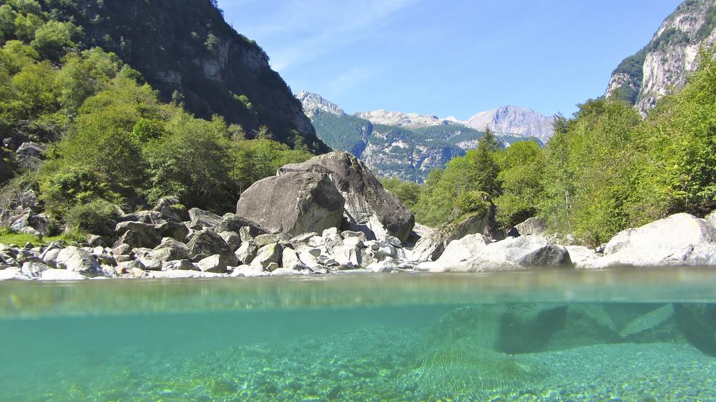 Ostello Baracca Backpacker Aurigeno Esterno foto