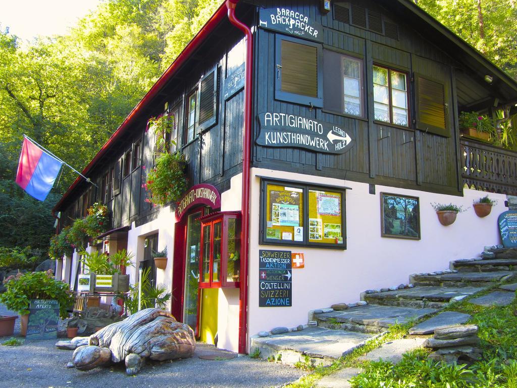 Ostello Baracca Backpacker Aurigeno Esterno foto
